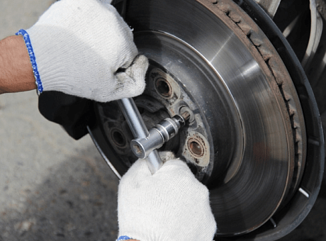 Замена тормозных дисков